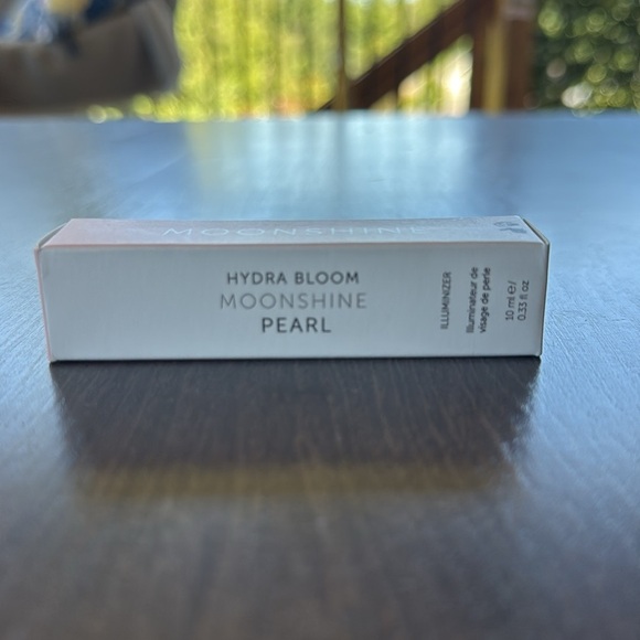 Hydra Bloom | Moonshine Illuminizer - Picture 2 of 4